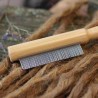 Comb to do and undo dreads of Raw Root's